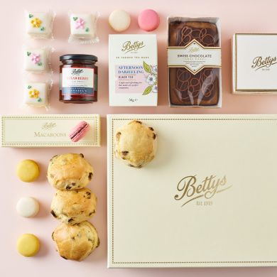 Autumn Afternoon Tea Gift Box