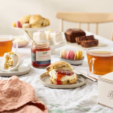 Afternoon Tea Gift Box