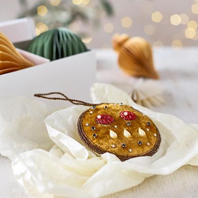 Bettys Fat Rascal Decoration