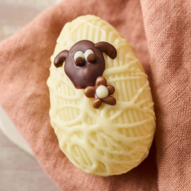 Bettys Little White Chocolate Lamb 