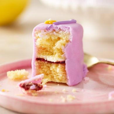 Blackberry & Lemon Fondant Fancies (Box of 4)