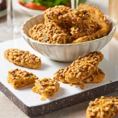 Cheddar Cheese & Chilli Snaps