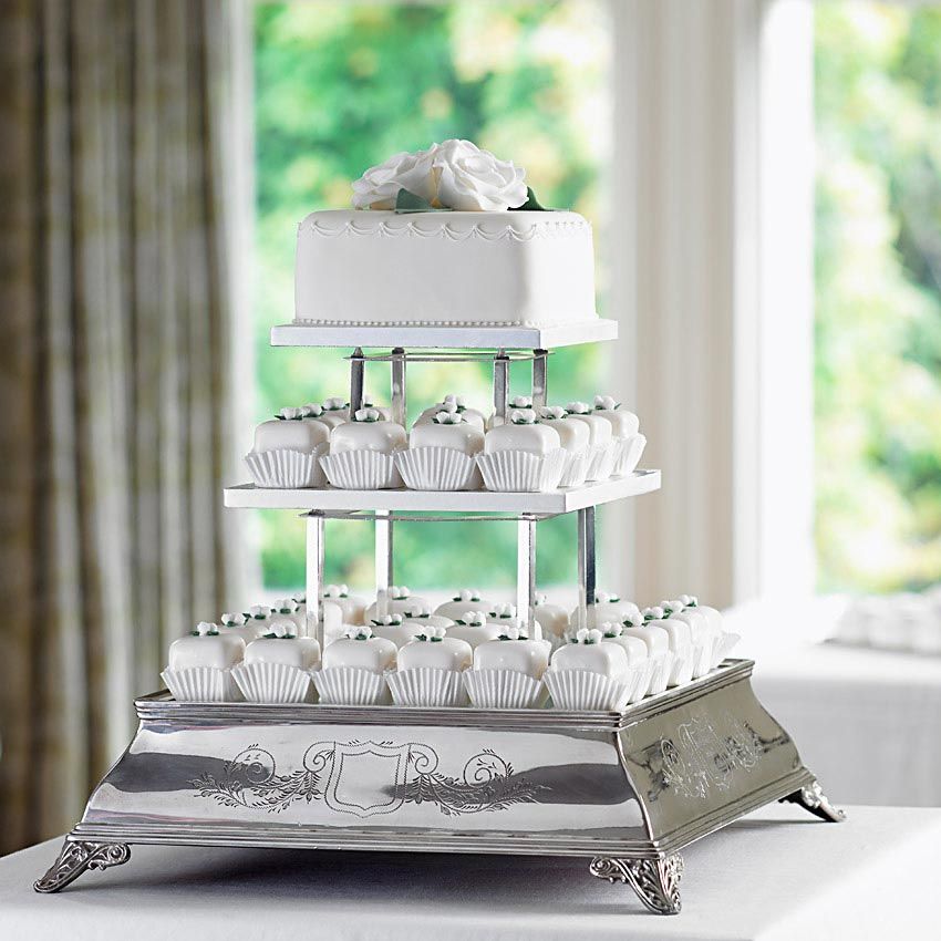 Fondant Fancy Wedding Cake