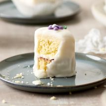 Fondant Fancies (Box of 4)