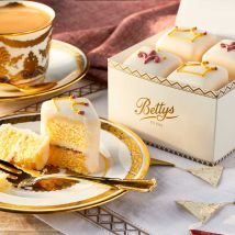Coronation Fondant Fancies (Box Of 4)