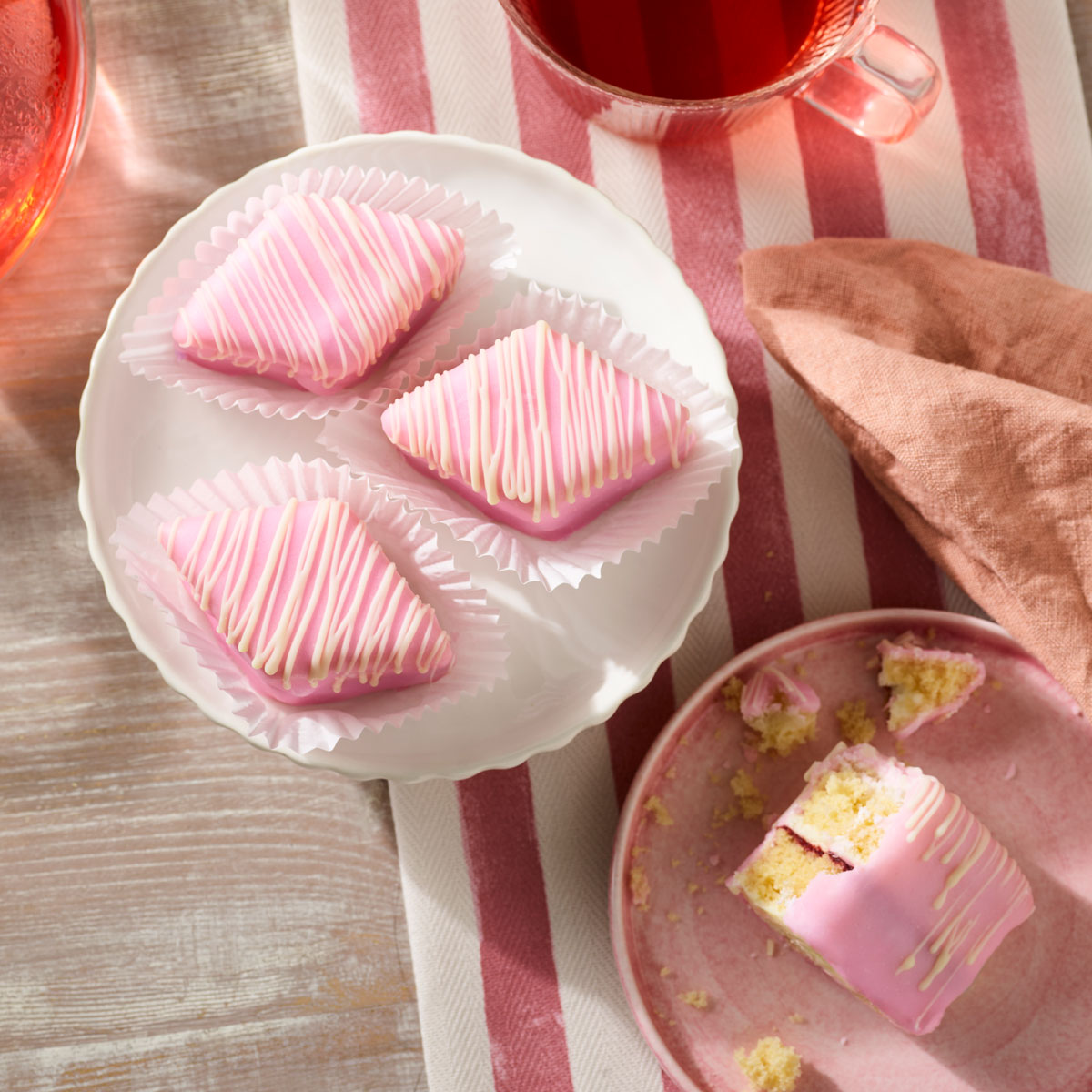 Raspberry Fondant Fancies
